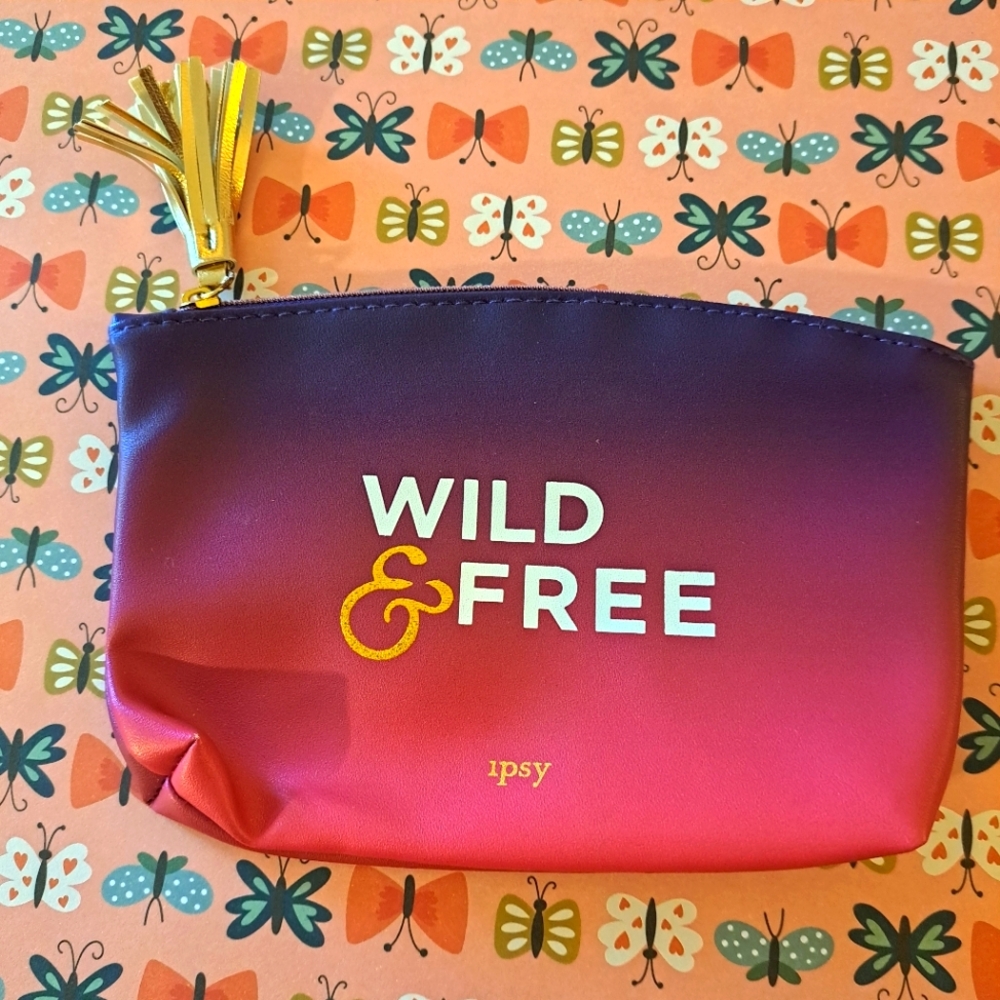 Free add-on! Ipsy Wild & Free make-up bag